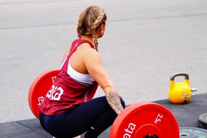women lift heavy