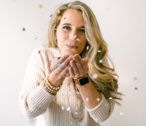 Image of Business Coach Laura Schoenfeld used for blog about High Ticket Coaching Programs