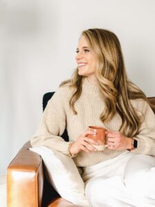 Business Coach Laura Schoenfeld photo in blog about how to sell cash pay hybrid
