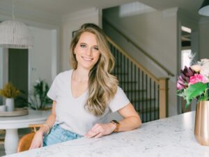 Business Coach Laura Schoenfeld in The Nourished CEO Podcast about the Decisive CEO Leadership Style