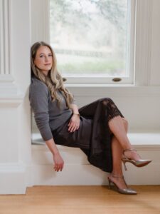 Laura Schoenfeld How to Get Coaching Clients Consistently