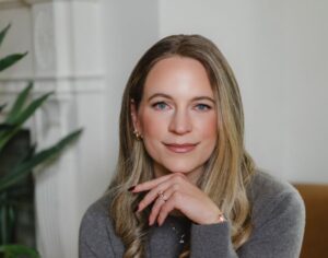 Strategic Advisor Laura Schoenfeld how to earn six figures with one offer